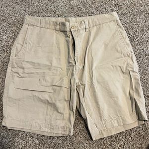 Mens Patagonia khaki shorts. Size 34